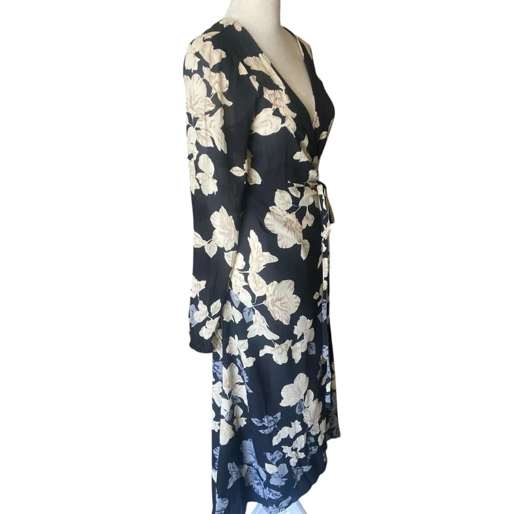 Billabong Floral Fever Wrap Dress Size M Black Ivory Feminine Light Romantic - Picture 9 of 14